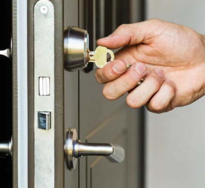 Fabbro Apertura Porte