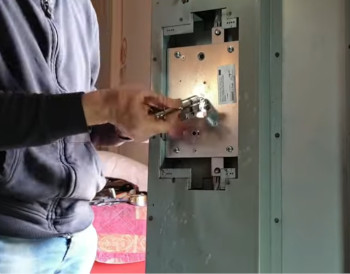 Conversione serratura da doppia mappa a cilindro europeo